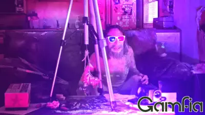 Raunchy End-Of-Days Comedy Is A High-Stakes Game